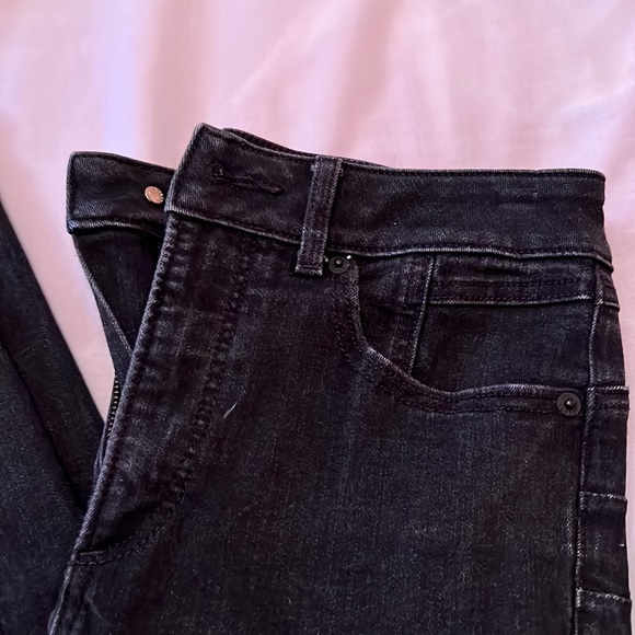 Express Jeans - Picture 2 of 5